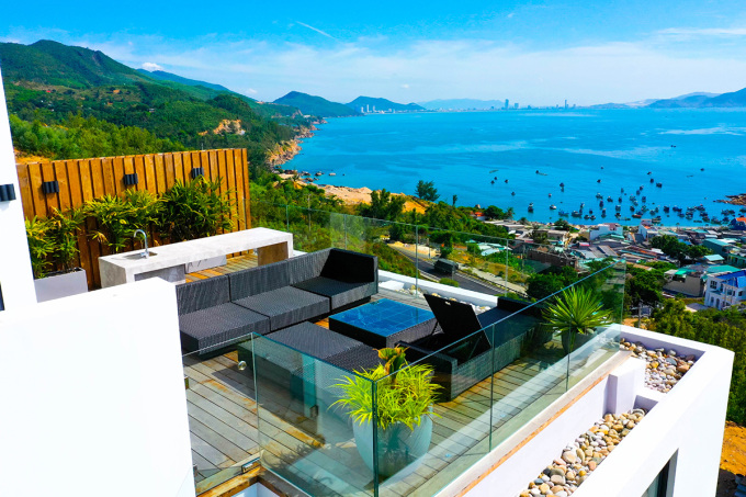 Tầm nhìn ra biển từ biệt thự nghỉ dưỡng cao cấp Casa Marina Premium. Ảnh: BCG Land.